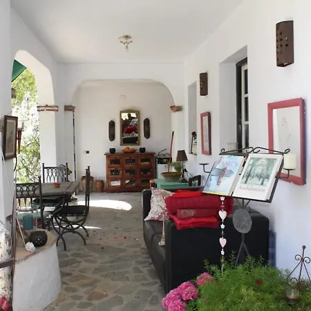 Homestay Casa Petra Canillas de Aceituno